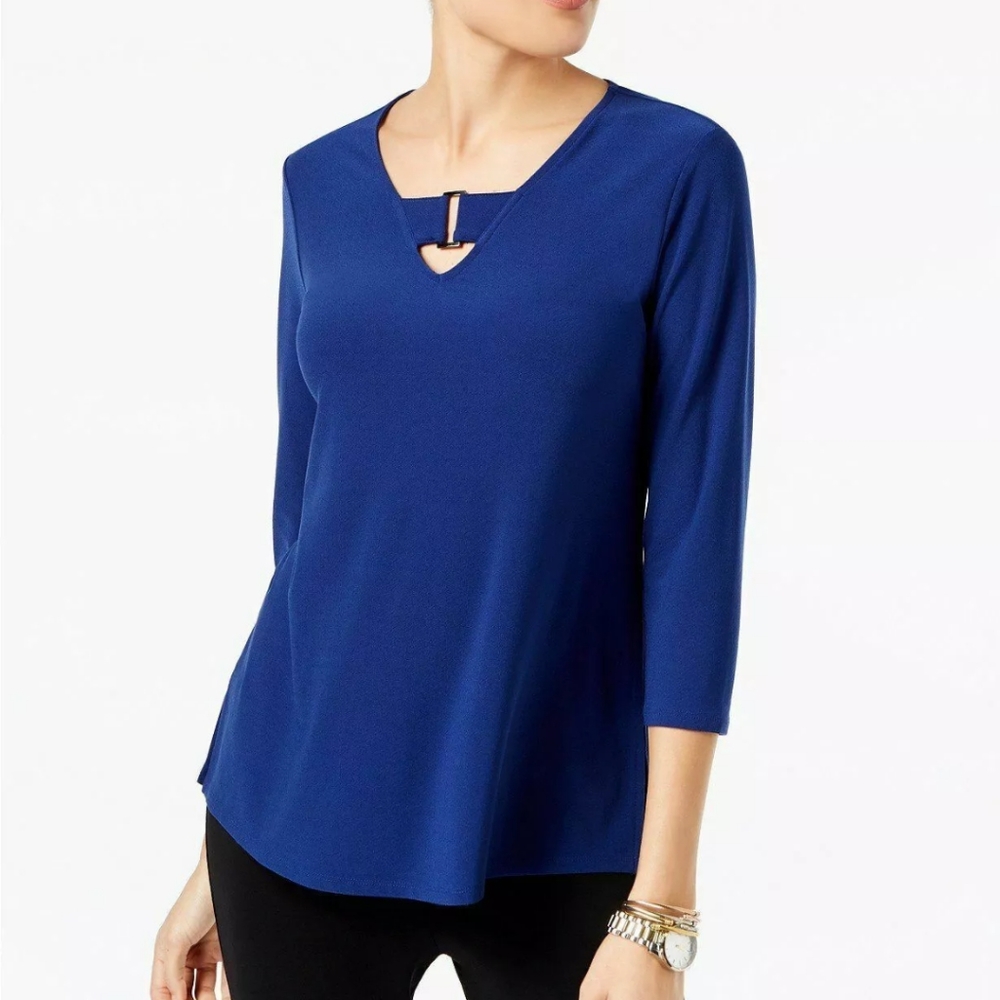 NWT Alfani, 2X, blue Buckle detailed v neck, tunic